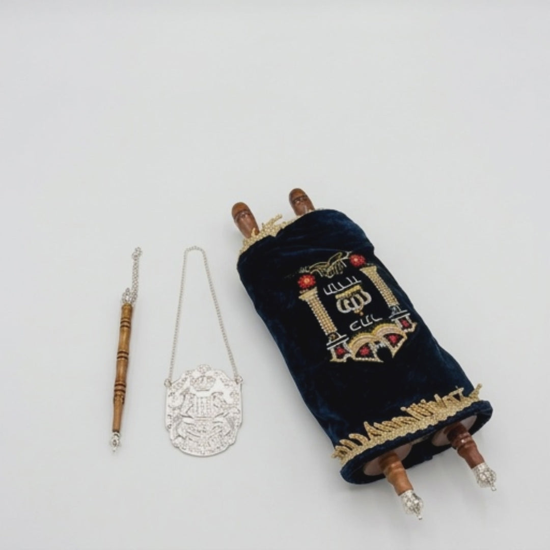 Torah  Scroll